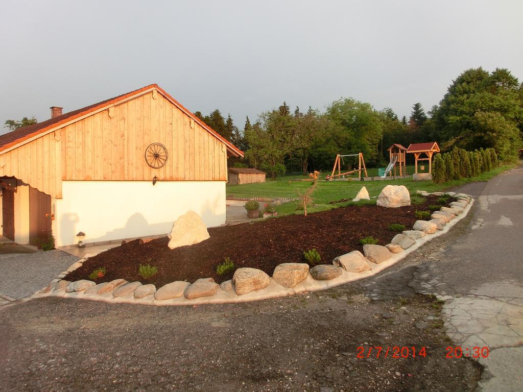 Bio Ferienhof Heiler เฟลด์เคอร์เคน-เวสต์ตาฮัม ภายนอก รูปภาพ